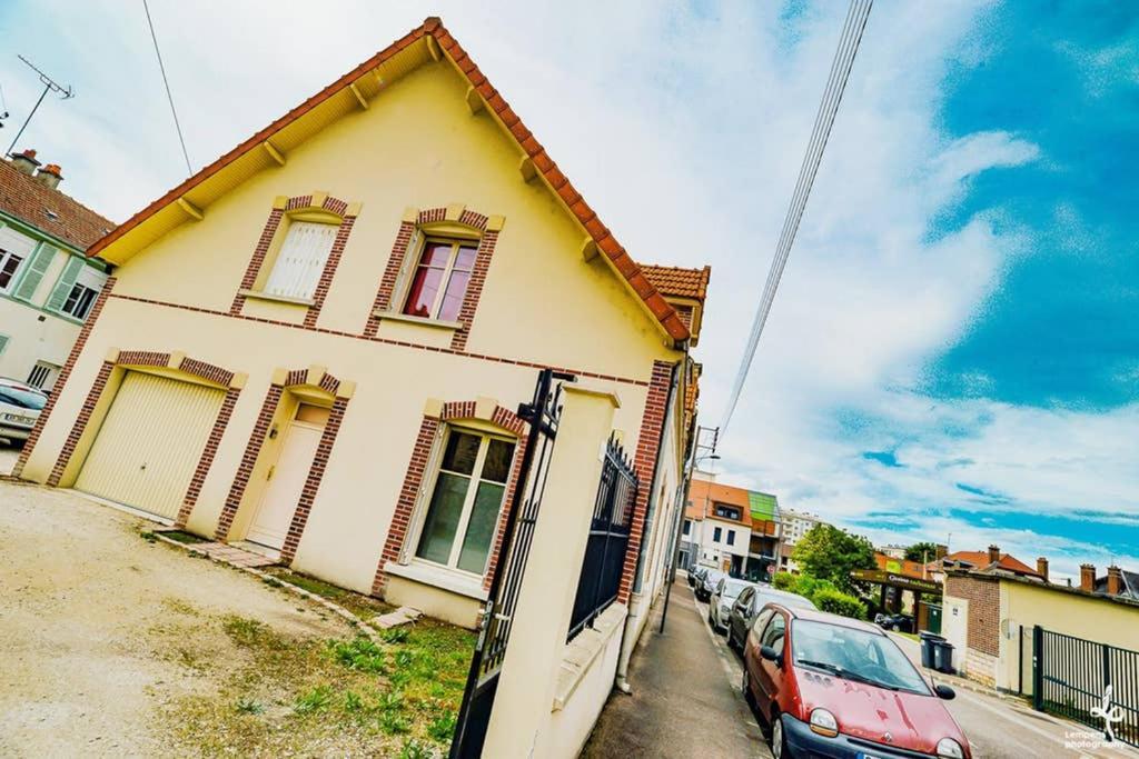Duplex Centre Ville 6 Personnes Troyes Buitenkant foto